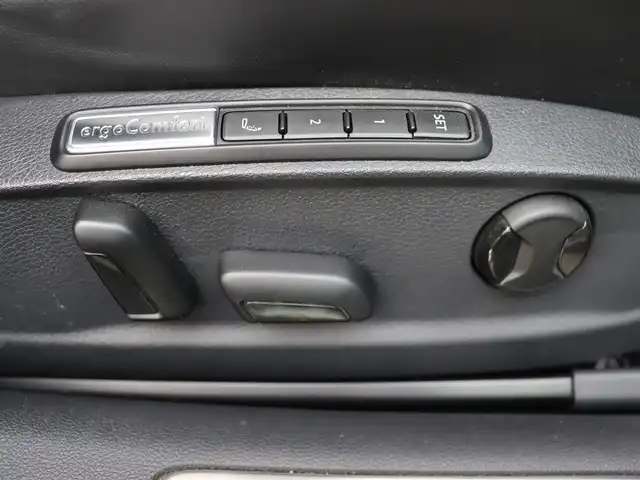 フォルクスワーゲン ＶＷ パサート ヴァリアント TDI Rライン 宮城県 2022(令4)年 1.4万km パール 純正ナビ【ＢＴ／フルセグＴＶ】/バーチャルコックピット　/ヘッドアップディスプレイ　/３６０°カメラ　/レザーシート　/パワーバックドア　/アダプティブクルーズコントロール　/フロントアシスト/レーンキープアシスト/レーンチェンジアシスト/ダイナミックライトアシスト/パーキングアシスト/アンビエントライト/パドルシフト　/マッサージ機能付き前席シートヒーター　/前席パワーシート/オートホールド/前後ドライブレコーダー/19インチRライン専用純正AW/LEDヘッドライト/ドアバイザー/禁煙車