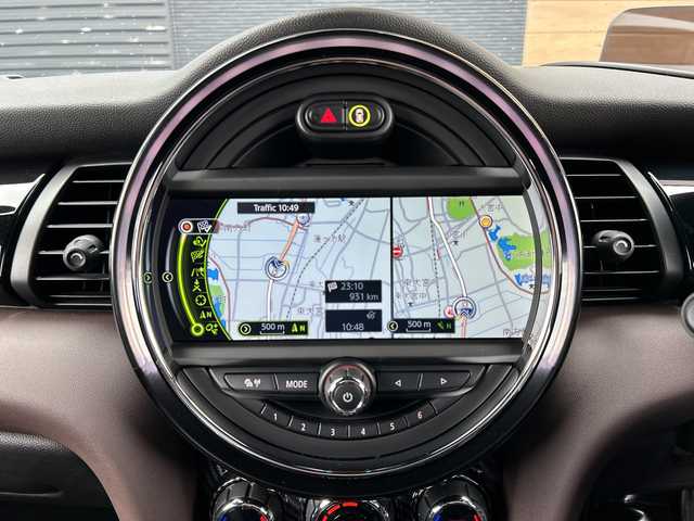 ＭＩＮＩ ミニ クーパー S 宮崎県 2015(平27)年 4.7万km ブレイジングレッドメタリック 純正HDDナビ/・Bluetooth/・ミュージックサーバー/・AUX/・AM/FM/・ハーマンカードンスピーカー/JCWパッケージ/・JCWステアリング/ペッパーパッケージ/・ライトパッケージ/・MINIエキサイトメントパッケージ/・ストレージコンパートメントパッケージ/・レンセンサー（自動ドライビングライト付き）/ヘッドアップディスプレイ/クルーズコントロール/（ハンドルはACCですがクルーズコントロールのみ）/ドライブレコーダー/コーナーセンサー/ブラウンハーフレザー/・DNシートヒーター/ETC/純正ヘッドライトなど積み込みあり