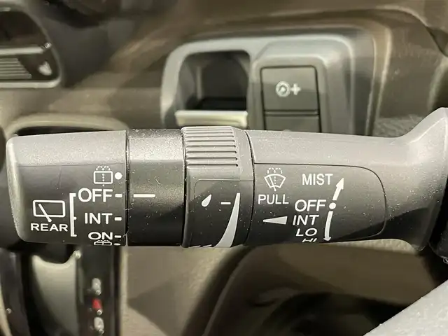 ホンダ Ｎ ＢＯＸ L コーディネートスタイル 愛知県 2022(令4)年 1.4万km プラチナホワイトパール 禁煙車両/純正ナビ/（CD/DVD/Bluetooth/フルセグTV)/バックカメラ/前席シートヒーター/両側パワースライドドア/衝突被害軽減ブレーキ（CMBS)/追従機能付きクルーズコントロール（ACC)/レーンキープアシスト/LEDヘッドライト/オートライト/オートマチックハイビーム/先行車発進告知/リアソナー/アイドリングストップ/電動パーキングブレーキ/オートブレーキホールド/シートバックテーブル/ドアバイザー/ステアリングリモコン/プッシュスタート/純正フロアマット