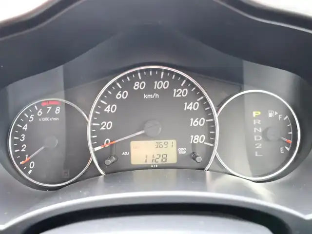 ダイハツ ビーゴ CXスペシャル 福島県 2013(平25)年 0.4万km チタニウムグレーメタリック  ワ ン オ ー ナ ー/ 純 正 ナ ビ・ワ ン セ グ T V/ 社 外 1 6 イ ン チ ア ル ミ/ 背 面 タ イ ヤ/ 新 車 保 証 書/ 取 扱 説 明 書