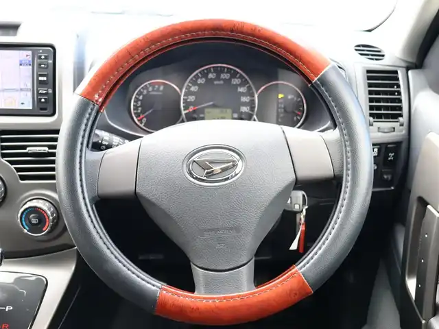 ダイハツ ビーゴ CXスペシャル 福島県 2013(平25)年 0.4万km チタニウムグレーメタリック  ワ ン オ ー ナ ー/ 純 正 ナ ビ・ワ ン セ グ T V/ 社 外 1 6 イ ン チ ア ル ミ/ 背 面 タ イ ヤ/ 新 車 保 証 書/ 取 扱 説 明 書