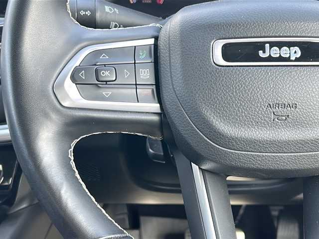 クライスラー・ジープ ジープ コマンダー ロンジチュード 宮崎県 2023(令5)年 1.9万km ブリリアントブラッククリスタル ワンオーナー/アダプティブクルーズコントロール/ブラインドスポットモニター/ハイウェイアシストシステム/アクティブレーンマネジメント/衝突被害軽減ブレーキ/オートブレーキサポート/純正メモリナビ/（Bluetooth/AM/FM/USB)/バックカメラ/前後コーナーセンサー/ステアリングスイッチ/スマートキー×2/ETC2.0/純正フロアマット/電動格納ミラー/オートライト/電動リアゲート/純正アルミホイール/純正アルミホイール夏タイヤ積込み