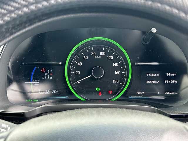 ホンダ シャトル ハイブリッド X ホンダセンシング 奈良県 2019(令1)年 5.6万km プラチナホワイトパール ホンダセンシング　/純正ナビ　/フルセグTV　/ビルドインETC　/Bluetooth　/CDチェンジャー　/DVD再生機能　/スマートキー/スペアキー/バックカメラ/パドルシフト/シートヒーター　/純正フロアマット　/純正アルミホイール　/クルーズコントロール/衝突被害軽減システム/LEDヘッドライト/オートライト　/オートマチックハイビーム