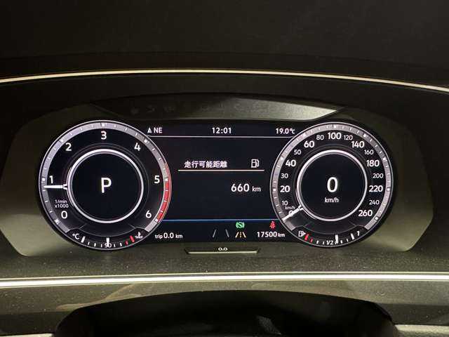 フォルクスワーゲン ティグアン TDI 4モーション Rライン 千葉県 2019(平31)年 1.8万km タングステンシルバーメタリック シートＰＫＧ/ＤＣＣパッケージ　/ＡＣＣ　/ナビ　/ＴＶ　/Ｂｌｕｅｔｏｏｔｈ接続　/ＣａｒＰｌａｙ　/３６０°電動シート　/シートヒーター　/電動リアゲート　/パーキングアシスト　/衝突軽減Ｂ　/ＢＳＭ　/ＬＫＡ