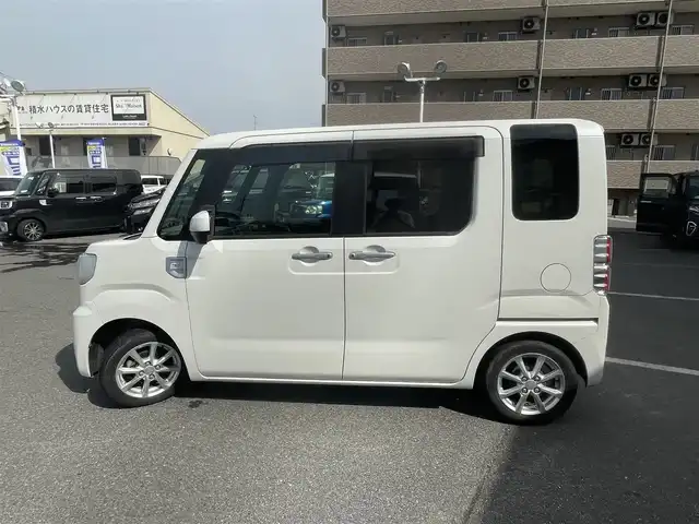 ダイハツ ウェイク L レジャーエディション SA Ⅲ 岡山県 2018(平30)年 13.3万km パールホワイトⅢ (株)IDOMが運営する【じしゃロン岡山店】の自社ローン専用車両です。こちらは現金またはオートローンご利用時の価格です。 自社ローンご希望の方は別途その旨お申し付け下さい/＊純正ナビ（NHDT-W57）/＊両側パワースライドドア/＊バックカメラ/＊プッシュST/＊スマートキー