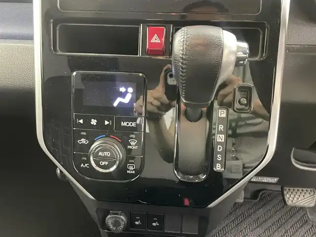 トヨタ ルーミー カスタムG S 大分県 2017(平29)年 4.3万km レーザーブルークリスタルシャイン 純正ナビ/フルセグ/CD/Bluetooth/バックカメラ/トヨタセーフティーセンス/両側パワースライドドア/ビルトインETC/オートLEDライト/リアサンシェイド/ピクニックテーブル/前方ドライブレコーダー/純正16インチAW/純正ドアバイザー/純正フロアマット/スマートキー