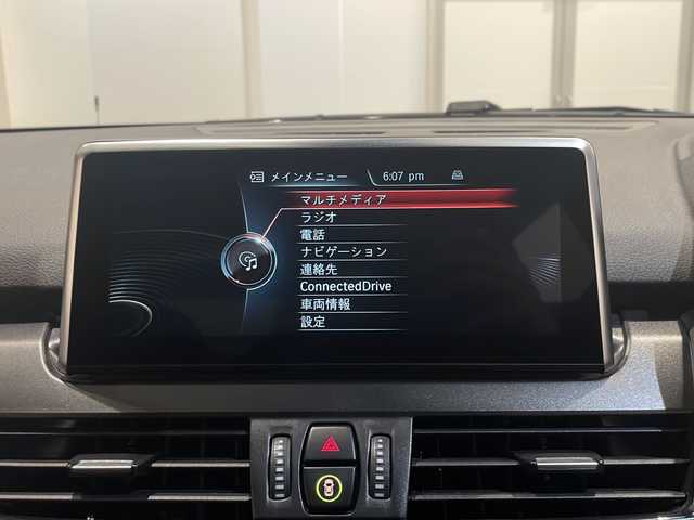 ＢＭＷ ２１８ｄ アクティブツアラー 新潟県 2016(平28)年 3.4万km アルピンホワイトⅢ インテリジェントセーフティ/-衝突被害軽減ブレーキ/-車線逸脱警報/純正HDDナビ/(CD/DVD/Bluetooth/USB/AUX)/バックカメラ/ETC/ドライブレコーダー/LEDヘッドライト/純正16インチアルミホイール/コーナーセンサー/ステアリングリモコン/プッシュスタート/電動パーキングブレーキ/フロアマット/保証書/取扱説明書