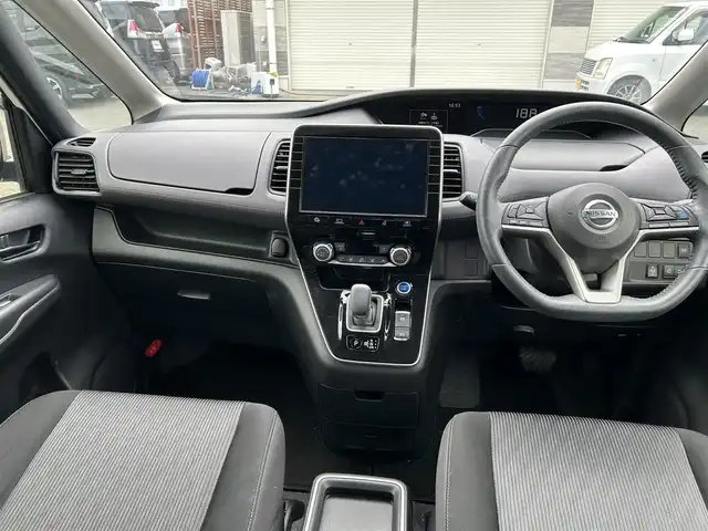 日産 セレナ e－パワー ハイウェイスター V 福井県 2020(令2)年 3.2万km ブリリアントホワイトパール 純正ナビ/・Bluetooth/・フルセグテレビ/・車外全方位カメラ/WAC/プロパイロット/両側パワースライド/前後コーナーセンサー/オートライト/カーテンエアバック/
