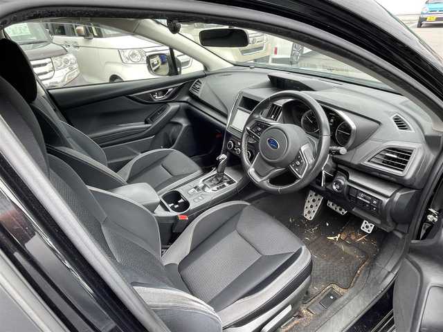 スバル インプレッサ スポーツ 1．6i－LアイサイトSスタイル 静岡県 2018(平30)年 10.5万km クリスタルブラックシリカ プッシュスタート/スマートキー/社外ナビ/　フルセグTV/MSV/BTオーディオ/バックカメラ /ドライブレコーダー/ETC/コーナーセンサー/オートライト/LEDライト