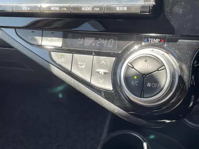 トヨタ アクア G 福岡県 2017(平29)年 3.8万km スーパーレッドⅤ トヨタセーフティセンス/PCS/LDA/純正９インチナビ（ＮＳＺＴ－Ｙ６６Ｔ）/フルセグTV/CD/DVD/BT/SD/バックカメラ/クルーズコントロール/ＬＥＤオートライト/オートハイビーム/フォグランプ/ビルトインETC2.0
