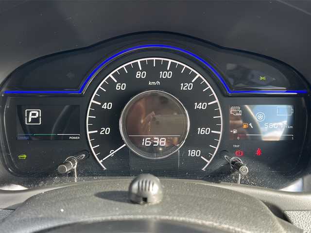 日産 ノート e－パワー X Vセレクション 沖縄県 2020(令2)年 5.6万km シャイニングブルー 純正オプションナビ/フルセグＴＶ/オーディオ（Ｂｌｕｅｔｏｏｔｈ、ＤＶＤ、ＣＤ、ＳＤ）/ＥＴＣ/ウィンカーミラー/インテリジェントミラー/スマートキー/ＬＥＤヘッドライト/衝突被害軽減ブレーキ/コーナーセンサー