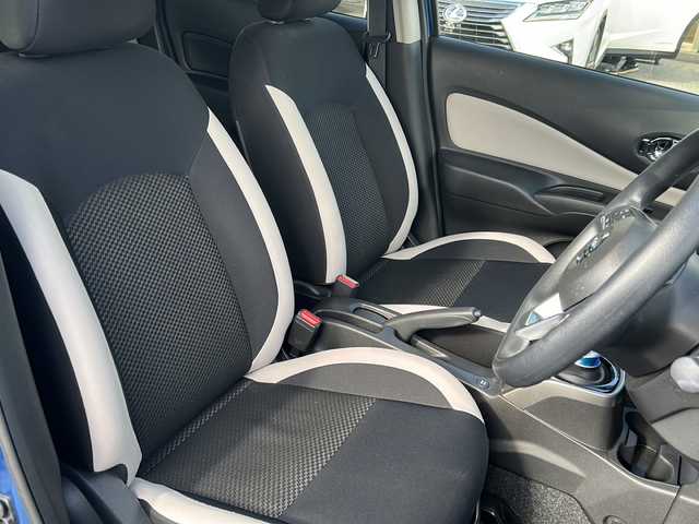 日産 ノート e－パワー X Vセレクション 沖縄県 2020(令2)年 5.6万km シャイニングブルー 純正オプションナビ/フルセグＴＶ/オーディオ（Ｂｌｕｅｔｏｏｔｈ、ＤＶＤ、ＣＤ、ＳＤ）/ＥＴＣ/ウィンカーミラー/インテリジェントミラー/スマートキー/ＬＥＤヘッドライト/衝突被害軽減ブレーキ/コーナーセンサー