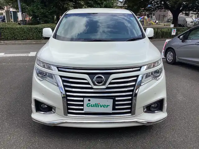 日産 エルグランド 250ハイウェイスター プレミアム 神奈川県 2014(平26)年 13.1万km ブリリアントホワイトパール 純正HDDナビ/(AM/FM/BT/CD/DVD/フルセグTV)/フリップダウンモニタ/Bose5.1ch/クルーズコントロール/全方位カメラ/バックカメラ/両側パワースライドドア/100V充電/ETC/LEDヘッドライト/エザーシート/パワーシート/シートヒーター/ステアリングスイッチ/ウィンカーミラー/ドアバイザー/パワーウィンドウ/パワーステアリング