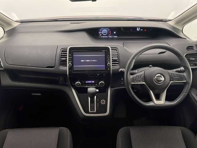 日産 セレナ ハイウェイスターVセレクションⅡ 宮崎県 2019(平31)年 4.4万km マルーンレッド 2トーン エマ―ジェンシーブレーキ/LDW（車線逸脱警報）/クリアランスソナー/オートマチックハイビーム/インテリジェントパーキングアシスト/純正9インチSDナビ/フルセグTV/CD/DVD/Bluetooth/アラウンドビューモニター/純正後席フリップダウンモニター/両側パワースライドドア/ハンズフリーオートスライドドア/クルーズコントロール/LEDヘッドライト/ビルトインETC/純正16インチAW/純正ナビ一体型ドライブレコーダー（DJ4-D）/アイドリングストップ/保証書/取扱説明書