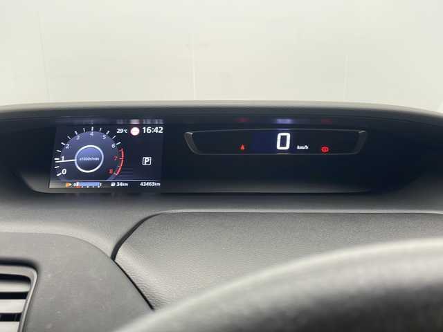 日産 セレナ ハイウェイスターVセレクションⅡ 宮崎県 2019(平31)年 4.4万km マルーンレッド 2トーン エマ―ジェンシーブレーキ/LDW（車線逸脱警報）/クリアランスソナー/オートマチックハイビーム/インテリジェントパーキングアシスト/純正9インチSDナビ/フルセグTV/CD/DVD/Bluetooth/アラウンドビューモニター/純正後席フリップダウンモニター/両側パワースライドドア/ハンズフリーオートスライドドア/クルーズコントロール/LEDヘッドライト/ビルトインETC/純正16インチAW/純正ナビ一体型ドライブレコーダー（DJ4-D）/アイドリングストップ/保証書/取扱説明書