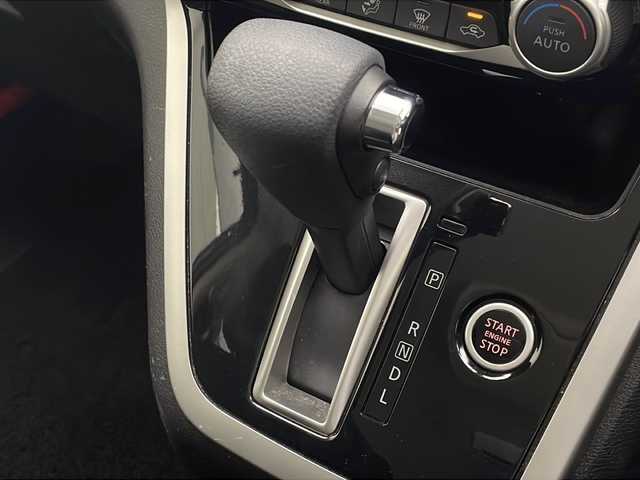 日産 セレナ ハイウェイスターVセレクションⅡ 宮崎県 2019(平31)年 4.4万km マルーンレッド 2トーン エマ―ジェンシーブレーキ/LDW（車線逸脱警報）/クリアランスソナー/オートマチックハイビーム/インテリジェントパーキングアシスト/純正9インチSDナビ/フルセグTV/CD/DVD/Bluetooth/アラウンドビューモニター/純正後席フリップダウンモニター/両側パワースライドドア/ハンズフリーオートスライドドア/クルーズコントロール/LEDヘッドライト/ビルトインETC/純正16インチAW/純正ナビ一体型ドライブレコーダー（DJ4-D）/アイドリングストップ/保証書/取扱説明書