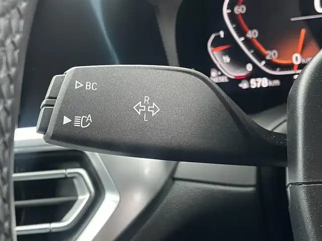 ＢＭＷ ３２０ｄ xDrive ツーリング Mスポーツ 東京都 2022(令4)年 2.1万km アルピンホワイトⅢ ワンオーナー/インテリジェントセーフティ/（レーンキープ/衝突警告/ステアリングサポート/パーキングアシスト）/ハーフレザーシート/シートヒーター/パワーシート（メモリー付）/電動格納ミラー/電動リアゲート/前後ドライブレコーダー/ETC2.0/バックカメラ/Bluetooth接続/AppleCarPlay/スタビリティコントロール/純正オーディオ/純正ナビ/純正18インチアルミホイール/運転モード切替/アンビエントライト/アダプティブクルーズコントロール/後席エアコン/アイドリングストップ
