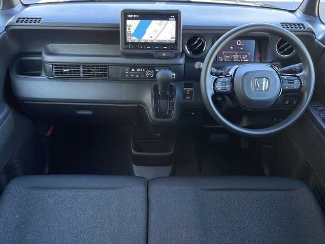 ホンダ Ｎ ＢＯＸ カスタム 山口県 2025(令7)年 0.5万km クリスタルブラックパール 純正8インチホンダコネクトナビ/・フルセグテレビ/・Bluetooth/・AM/FM/USB/バックカメラ/両側パワースライドドア/ETC/ドライブレコーダー/ホンダセンシング/・衝突軽減ブレーキ/・誤発進抑制機能/・アダプティブクルーズコントロール/・車線維持支援システム/・路外逸脱抑制機能/・標識認識機能/・オートハイビーム/・コーナーセンサー/純正フロアマット/電動パーキング/純正LEDヘッドライト/純正14インチAW