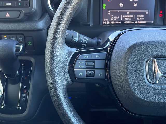 ホンダ Ｎ ＢＯＸ カスタム 山口県 2025(令7)年 0.5万km クリスタルブラックパール 純正8インチホンダコネクトナビ/・フルセグテレビ/・Bluetooth/・AM/FM/USB/バックカメラ/両側パワースライドドア/ETC/ドライブレコーダー/ホンダセンシング/・衝突軽減ブレーキ/・誤発進抑制機能/・アダプティブクルーズコントロール/・車線維持支援システム/・路外逸脱抑制機能/・標識認識機能/・オートハイビーム/・コーナーセンサー/純正フロアマット/電動パーキング/純正LEDヘッドライト/純正14インチAW