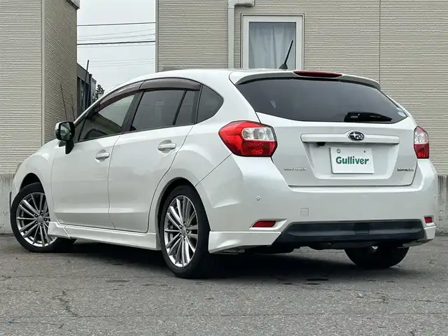 スバル インプレッサ スポーツ 2．0i－S アイサイト 青森県 2013(平25)年 6.1万km サテンホワイトパール 4WD/社外ナビ/・フルセグTV/AM/FM/CD/DVD/BT/純正17AW/ETC/D席パワーシート/HID/純正フロアマット/コーナーセンサー/フォグランプ/オートライト/クルーズコントロール/パドルシフト/レーンキープアシスト/車線逸脱警報/衝突軽減ブレーキ/横滑り防止機能/冬タイヤ積み込み有/取扱説明書