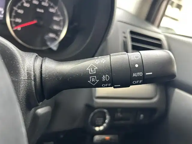 スバル インプレッサ スポーツ 2．0i－S アイサイト 青森県 2013(平25)年 6.1万km サテンホワイトパール 4WD/社外ナビ/・フルセグTV/AM/FM/CD/DVD/BT/純正17AW/ETC/D席パワーシート/HID/純正フロアマット/コーナーセンサー/フォグランプ/オートライト/クルーズコントロール/パドルシフト/レーンキープアシスト/車線逸脱警報/衝突軽減ブレーキ/横滑り防止機能/冬タイヤ積み込み有/取扱説明書