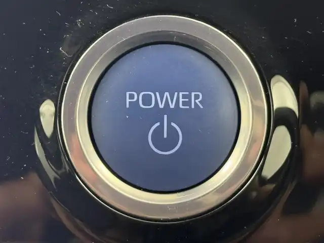 トヨタ ヴォクシー ハイブリッド S－Z 愛知県 2023(令5)年 2.9万km アティチュードブラックマイカ 純正ディスプレイオーディオ/フルセグTV/Bluetooth接続/DVD/CD/AM/FM/USB/トヨタセーフティセンス/プリクラッシュセーフティ/レーントレーシングアシスト/レーダークルーズコントロール/アダプティブクルーズコントロール/リアオートエアコン/ハーフレザーシート/シートヒーター/電動パワーバックドア/バックカメラ/コーナーセンサー/LEDヘッドライト/オートライト/純正17インチアルミホイール/ビルトインETC2.0/スマートキー