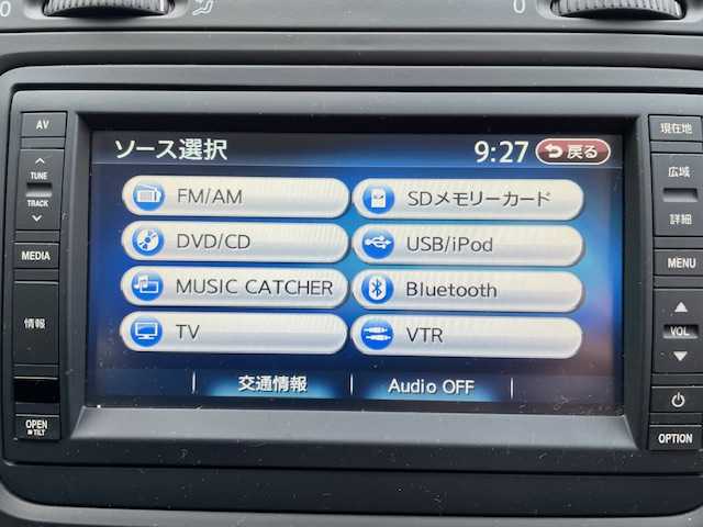 フォルクスワーゲン ゴルフ TSI コンフォートL マイスター 神奈川県 2013(平25)年 7.7万km 白 純正SDナビ/フルセグテレビ/バックカメラ/ドアバイザー/ETC/純正フロアマット/純正アルミホイール/フォグランプ/ドライブレコーダー（前後）/パドルシフト/取扱説明書/スペアキー