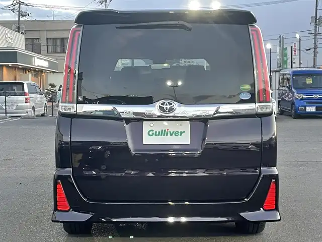 トヨタ ノア Si 広島県 2018(平30)年 4.4万km ボルドーマイカメタリック 社外メモリナビ（AVN-R8W）/(CD/DVD/フルセグ/BT)/バックカメラ/ETC/プリクラッシュセーフティ/車線逸脱警報/左パワースライドア/クルーズコントロール/純正AW16インチ/LEDヘッドライト/オートハイビーム/オートライト/革巻きハンドル/ステアリングリモコン/ドアロック連動ドアミラー