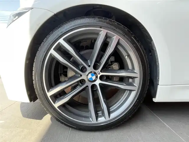 ＢＭＷ ３２０ｄ Mスポーツ エディションシャドー 愛知県 2017(平29)年 3.1万km アルピンホワイトⅢ 純正19インチAW/黒革シート/シートヒーター/パワーシート/インテリジェントセーフティ/ACC/LKA/BSM/フットトランクオープナー/LEDヘッドライト/ナビ/Bluetooth/バックカメラ/DVD/スマートキー