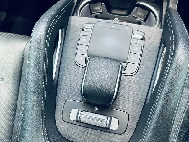 メルセデス・ベンツ ＧＬＥ４００ｄ 4MATIC クーペ スポーツ 大阪府 2020(令2)年 3.4万km オブシディアンブラック レーダーセーフティ/サンルーフ/HUD/ブルメスター/黒革/メモリ付きパワーシート/エアシートヒーター/ACC/純正ナビ/TV/360度カメラ/純正21インチAW/LEDヘッドライト/アンビエントライト/電動リアゲート/ワイヤレス充電/ブラインドスポット/パフュームアトマイザー