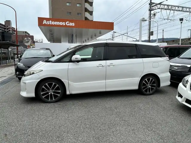 トヨタ エスティマ アエラス レザーパッケージ 兵庫県 2013(平25)年 8.9万km ホワイトパールクリスタルシャイン (株)IDOMが運営する【じしゃロン西宮店】の自社ローン専用車両になります。こちらは現金またはオートローンご利用時の価格です。自社ローンご希望の方は別途その旨お申付け下さい/*ETC/*バックカメラ/＊フルセグ/＊クルーズコントロールあり/＊オートライト/＊LEDライト/＊両側パワスラ