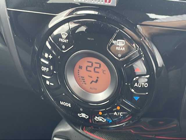 日産 ノート e－パワー ニスモ 大阪府 2018(平30)年 5.4万km ブリリアントホワイトパール 純正ＳＤナビ／Ｂｌｕｅｔｏｏｔｈ／フルセグＴＶ／ＣＤ／ＤＶＤ／ＢＤ再生機能有／ＥＴＣ／エマージェンシーブレーキ／コーナーセンサー／電子ミラー／ステアリングリモコン／スペアキー／純正アルミホイール