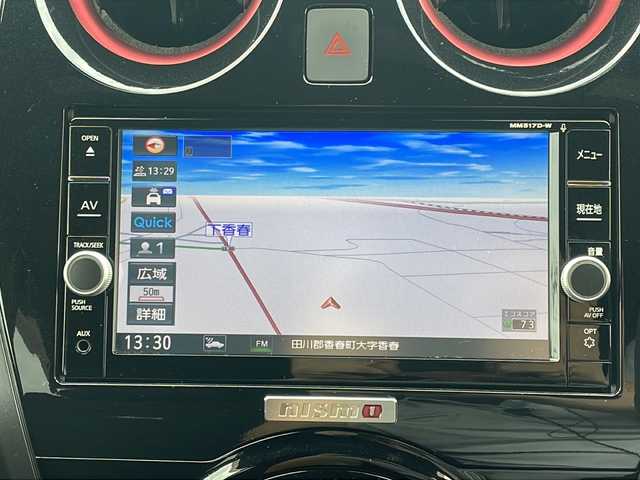 日産 ノート e－パワー ニスモ 大阪府 2018(平30)年 5.4万km ブリリアントホワイトパール 純正ＳＤナビ／Ｂｌｕｅｔｏｏｔｈ／フルセグＴＶ／ＣＤ／ＤＶＤ／ＢＤ再生機能有／ＥＴＣ／エマージェンシーブレーキ／コーナーセンサー／電子ミラー／ステアリングリモコン／スペアキー／純正アルミホイール