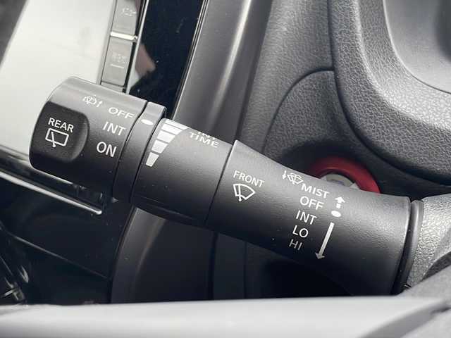 日産 ノート e－パワー ニスモ 大阪府 2018(平30)年 5.4万km ブリリアントホワイトパール 純正ＳＤナビ／Ｂｌｕｅｔｏｏｔｈ／フルセグＴＶ／ＣＤ／ＤＶＤ／ＢＤ再生機能有／ＥＴＣ／エマージェンシーブレーキ／コーナーセンサー／電子ミラー／ステアリングリモコン／スペアキー／純正アルミホイール
