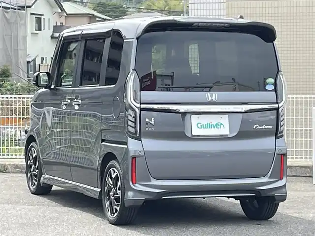 ホンダ Ｎ ＢＯＸ カスタム G L ターボ ホンダセンシング 山口県 2019(令1)年 6.9万km シャイニンググレーM ターボ/両側パワースライドドア/メモリナビ フルセグTV CD DVD BT/バックカメラ/ドラレコ/ビルトイン ETC/スマートキー 2個/衝突被害軽減ブレーキ/レーダークルーズコントロール/レーンアシスト/オートマチックハイビーム/LEDオートヘッドライト/フォグライト/ハーフレザーシート/8スピーカー/バックソナー/パドルシフト/W サイド カーテン エアバッグ/保証書 取説 ナビ取説/禁煙車