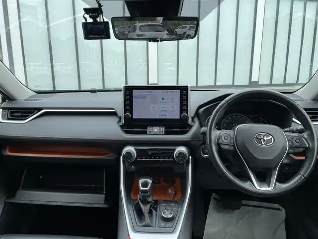 トヨタ ＲＡＶ４ アドベンチャー 大阪府 2020(令2)年 5.4万km アッシュグレーメタリック/アーバンカーキ 純正９インチナビ/   フルセグTV/Bluetooth/USB/全方位モニター/衝突軽減ブレーキ/横滑り防止装置/コーナセンサー/ＢＳＭ/前席シートヒーター/スマートルームミラー/レーダークルーズコントロール/レーンキープアシスト/ステアリングスイッチ/運転席パワーシート/ステアリングヒーター/オートマチックハイビーム/ルーフレール/純正19インチアルミホイール/純正フロアマット/プッシュスタート/スマートキー/ＥＴＣ/ＬＥＤライト