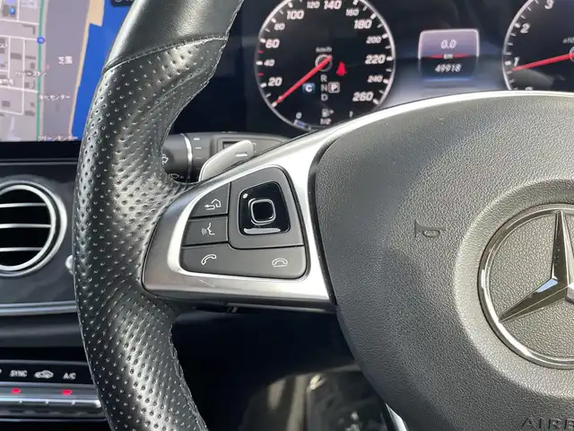 メルセデス・ベンツ Ｅ２００ SW アバンギャルド スポーツ 千葉県 2018(平30)年 5万km カバンサイトブルー 245/40R19/アクティブブレーキアシスト/アクティブレーンキーピングアシスト/ブラインドスポットアシスト/アテンションアシスト/パワーバックドア/ハーフレザーシート/前席パワーシート/シートヒーター/純正HDDナビ/地デジTV/【Bluetooth接続】/【Apple CarPlay　Android Auto対応】/360°カメラ/ディストロニック/革巻きステアリング/ステアリングスイッチ/パドルシフト/ETC（2.0）/LEDヘッドライト/フォグライト/ウインカーミラー/パークトロニック/純正19インチアルミホイル/サイド/カーテンエアバッグ/キーレスゴー