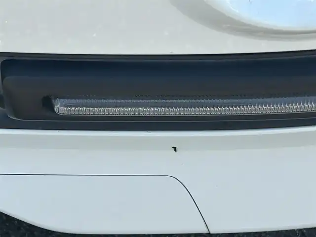スズキ スペーシア カスタム Z 岡山県 2017(平29)年 9.6万km ピュアホワイトP 社外ナビ　/Ｂカメラ　/両側パワースライドドア　/シートヒーター　/ＥＴＣ　/ＡＡＣ　/マットバイザー　/プッシュスタート　/オートライト　/オートマチックハイビーム　/LEDライト　/アイドリングストップ　/ABS