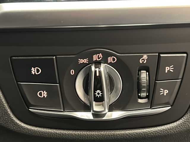 ＢＭＷ Ｘ３ xDrive20d Mスポーツ 新潟県 2020(令2)年 3.5万km サファイアブラックP インテリジェントセーフティ/-衝突被害軽減ブレーキ/-レーンキープアシスト/-ブラインドスポットアシスト/純正HDDナビ/フルセグTV/トップビューカメラ/ETC/純正20インチアルミホイール/LEDヘッドライト/オートハイビーム/コーナーセンサー/ヘッドアップディスプレイ/アクティブクルーズコントロール/置くだけ充電/ハーフレザーシート/シートヒーター/パワーシート/パドルシフト