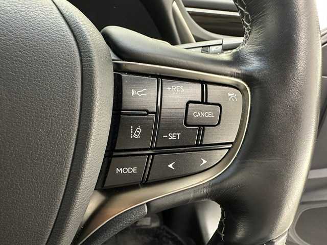 レクサス ＥＳ 300h バージョンL 兵庫県 2020(令2)年 12.2万km ソニッククォーツ 純正ナビ（CD、DVD、SD、BT）/フルセグTV/マークレビンソンサウンド/ドラレコ前方/アラウンドビューモニター/レーンキープアシスト/レーザークルーズコントロール/PCS/ステアリングスイッチ/パドルシフト/ＭＴモードＡＴ/黒レザーシート/D/N席パワーシート/シートヒーター/エアシート/メモリーシート/ハンドルヒーター/LEDライト/オートライト/フロアマット/サンルーフ/カードキー有