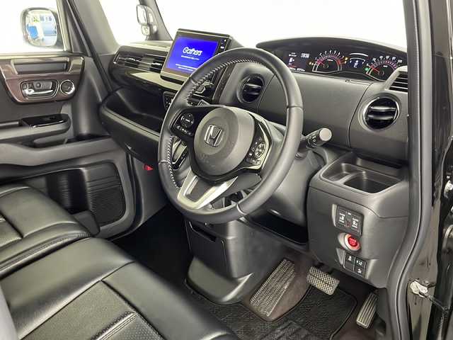 ホンダ Ｎ ＢＯＸ G L ホンダセンシング 宮崎県 2020(令2)年 3.4万km クリスタルブラックパール 禁煙車/ホンダセンシング/純正8型ナビTV/（VXU-195NBi/CD/DVD/Bluetooth/フルセグTV)/純正バックカメラ/純正ドライブレコーダー/純正ビルトインETC/純正LEDオートライト/純正LEDフォグ/純正14インチアルミ/純正エアロ/純正ルーフエンドスポイラー/純正フロアマット/両側電動スライドドア/アダプティブクルーズコントロール/レーンディパーチャーアラート/クリアランスソナー/ウインカードアミラー/オートエアコン（プラズマクラスター）/前席シートヒーター/スマートキー/プッシュエンジンスタート/スペアキー/取扱い説明書