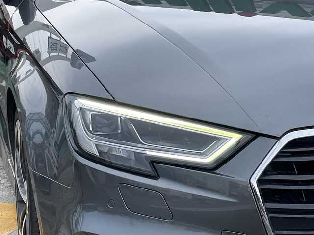 アウディ Ａ３ セダン SラインダイナミックLTD 神奈川県 2019(平31)年 6.1万km デイトナグレーパールエフェクト MMIナビゲーションシステム/　（CD・SD・Bluetooth）/フルセグTV/リヤビューカメラ/ハーフレザーシート/前席シートヒーター/運転席パワーシート/純正18インチAW/LEDヘッドライト/ETC2.0/前後ドライブレコーダー/バーチャルコックピット/アダプティブクルーズ/コーナーセンサー/アドバンスドキー×2/保証書/取扱説明書/R2.3.4.5.7記録簿有り