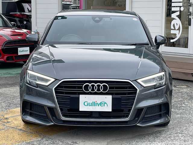 アウディ Ａ３ セダン SラインダイナミックLTD 神奈川県 2019(平31)年 6.1万km デイトナグレーパールエフェクト MMIナビゲーションシステム/　（CD・SD・Bluetooth）/フルセグTV/リヤビューカメラ/ハーフレザーシート/前席シートヒーター/運転席パワーシート/純正18インチAW/LEDヘッドライト/ETC2.0/前後ドライブレコーダー/バーチャルコックピット/アダプティブクルーズ/コーナーセンサー/アドバンスドキー×2/保証書/取扱説明書/R2.3.4.5.7記録簿有り
