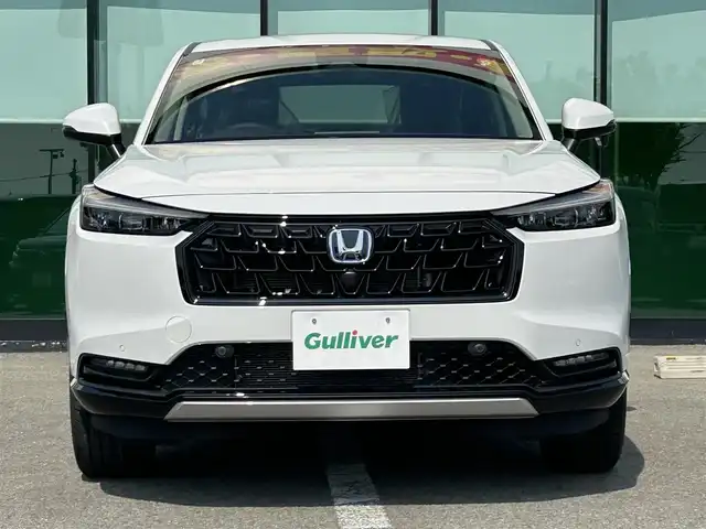 ホンダ ヴェゼル ハイブリッド e:HEV Z 和歌山県 2025(令7)年 0.1千km プラチナホワイトパール 純正Honda CONNECTディスプレーオーディオ（ナビ付）/フルセグTV/Bluetooth/USB/カープレイ/バックカメラ/ETC2.0/ワイヤレス充電器/ホンダセンシング/衝突軽減カメラ/路外逸脱抑制/BSM/踏み間違い防止機能/クリアランスソナー/レーダークルーズコントロール/革巻きステアリング/パドルシフト/ステアリングヒーター/ステアリングスイッチ/ハーフレザーシート/前席シートヒーター/LEDヘッドライト/オートライト/純正18インチAW/フロントグリル　ベルリナブラック/プッシュスタート/スマートキー/スペアキー/取扱説明書/保証書