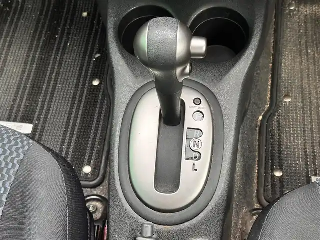 日産 ノート X DIG－S 宮城県 2015(平27)年 7.2万km シャイニングブルー エマージェンシーブレーキ/純正オーディオ/レーンキープアラート/横滑り防止装置/アイドリングストップ/社外アルミ/オートライト/フロアマット/ドアバイザー/スマートキー