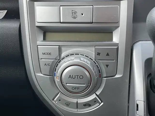 ホンダ ゼスト スパーク W 道央・札幌 2008(平20)年 7.6万km ナイトホークブラックパール ４WD/社外SDナビ/AM/FM/BT/SD/DVD/ワンセグ/スマートキー/ハロゲンヘッドライト/フォグランプ/電動格納ミラー/ヒーテッドドアミラー/ウィンカーミラー/純正フロアマット/ドアバイザー