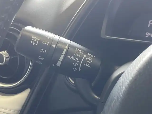 マツダ ＣＸ－３ XD ツーリング Lパッケージ 静岡県 2015(平27)年 9.5万km ジェットブラックマイカ (株)IDOMが運営する【じしゃロン焼津店】の自社ローン専用車両になります。こちらは現金またはオートローンご利用時の価格です。自社ローンご希望の方は別途その旨お申付け下さい /純正SDナビ/（フルセグTV/Bluetooth接続/CD/DVD）/衝突軽減ブレーキ/レーダークルーズ/ブラインドスポットモニター/バックカメラ/レザーシート/前席シートヒーター/LEDヘッドライト/オートライト/プッシュスタート＆スマートキー