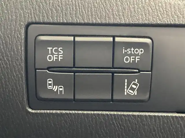 マツダ ＣＸ－３ XD ツーリング Lパッケージ 静岡県 2015(平27)年 9.5万km ジェットブラックマイカ (株)IDOMが運営する【じしゃロン焼津店】の自社ローン専用車両になります。こちらは現金またはオートローンご利用時の価格です。自社ローンご希望の方は別途その旨お申付け下さい /純正SDナビ/（フルセグTV/Bluetooth接続/CD/DVD）/衝突軽減ブレーキ/レーダークルーズ/ブラインドスポットモニター/バックカメラ/レザーシート/前席シートヒーター/LEDヘッドライト/オートライト/プッシュスタート＆スマートキー