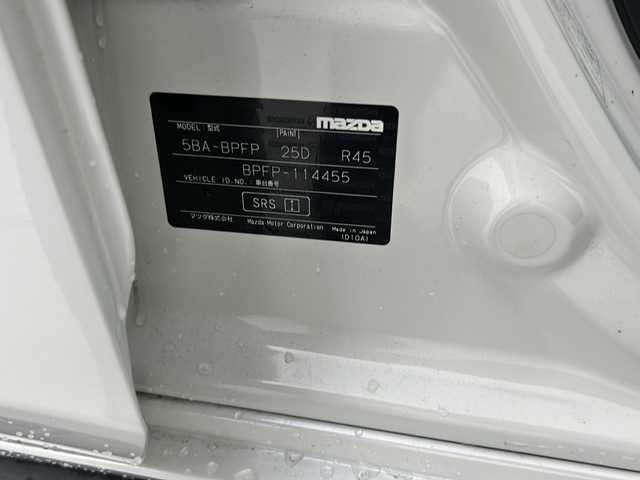 マツダ マツダ３ファストバック 20S Lパッケージ 茨城県 2020(令2)年 6万km スノーフレイクホワイトパールマイカ 純正ナビ　/全周囲カメラ　/Ｂｌｕｅｔｏｏｔｈ接続　/ＣＤ／ＤＶＤ／フルセグＴＶ　/ビルドインＥＴＣ　/ＨＤＭＩ　/ステアリングヒーター　/追従クルコン　/コーナーセンサー　/オートホールド　/メモリーシート