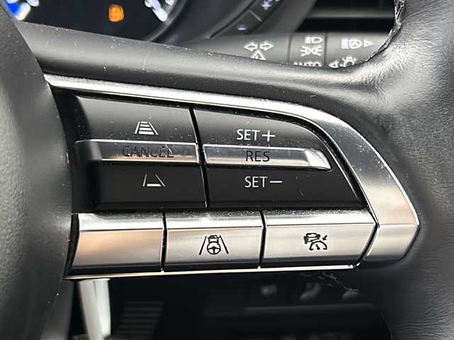 マツダ マツダ３ファストバック 20S Lパッケージ 茨城県 2020(令2)年 6万km スノーフレイクホワイトパールマイカ 純正ナビ　/全周囲カメラ　/Ｂｌｕｅｔｏｏｔｈ接続　/ＣＤ／ＤＶＤ／フルセグＴＶ　/ビルドインＥＴＣ　/ＨＤＭＩ　/ステアリングヒーター　/追従クルコン　/コーナーセンサー　/オートホールド　/メモリーシート